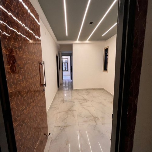 2 bhk flat in dlf ankur vihar
